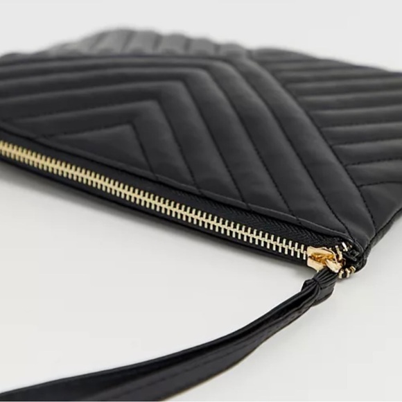 ASOS Design Quilted Zip Top Clutch Bag - Picture 2 of 11